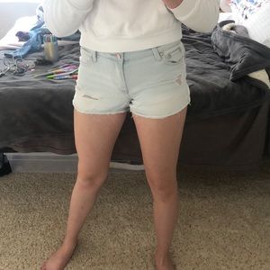 tilly’s scissor jean shorts ripped